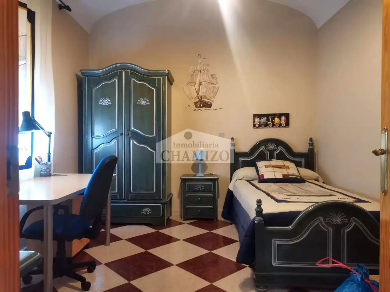 Habitación de Piso en venta en Villanueva de la Serena con Calefacción, Terraza y Trastero