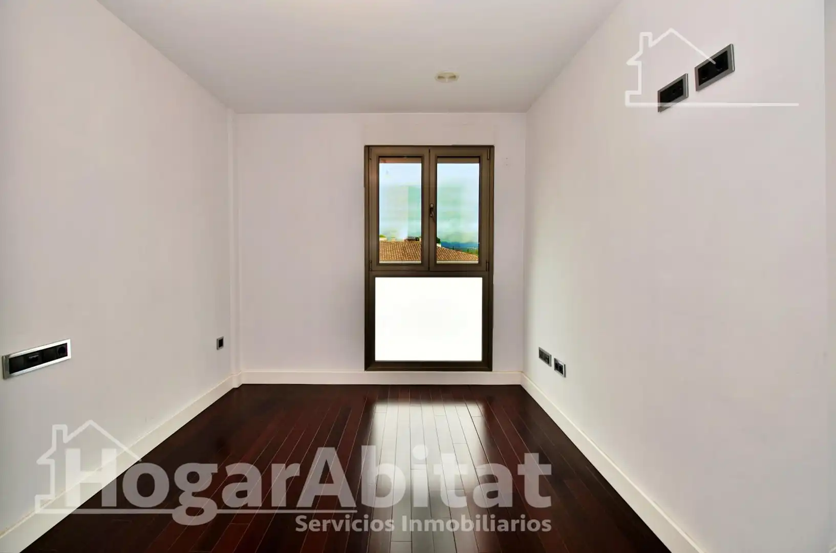 Habitación de Ático en venta en La Pobla del Duc con Aire acondicionado, Calefacción y Terraza