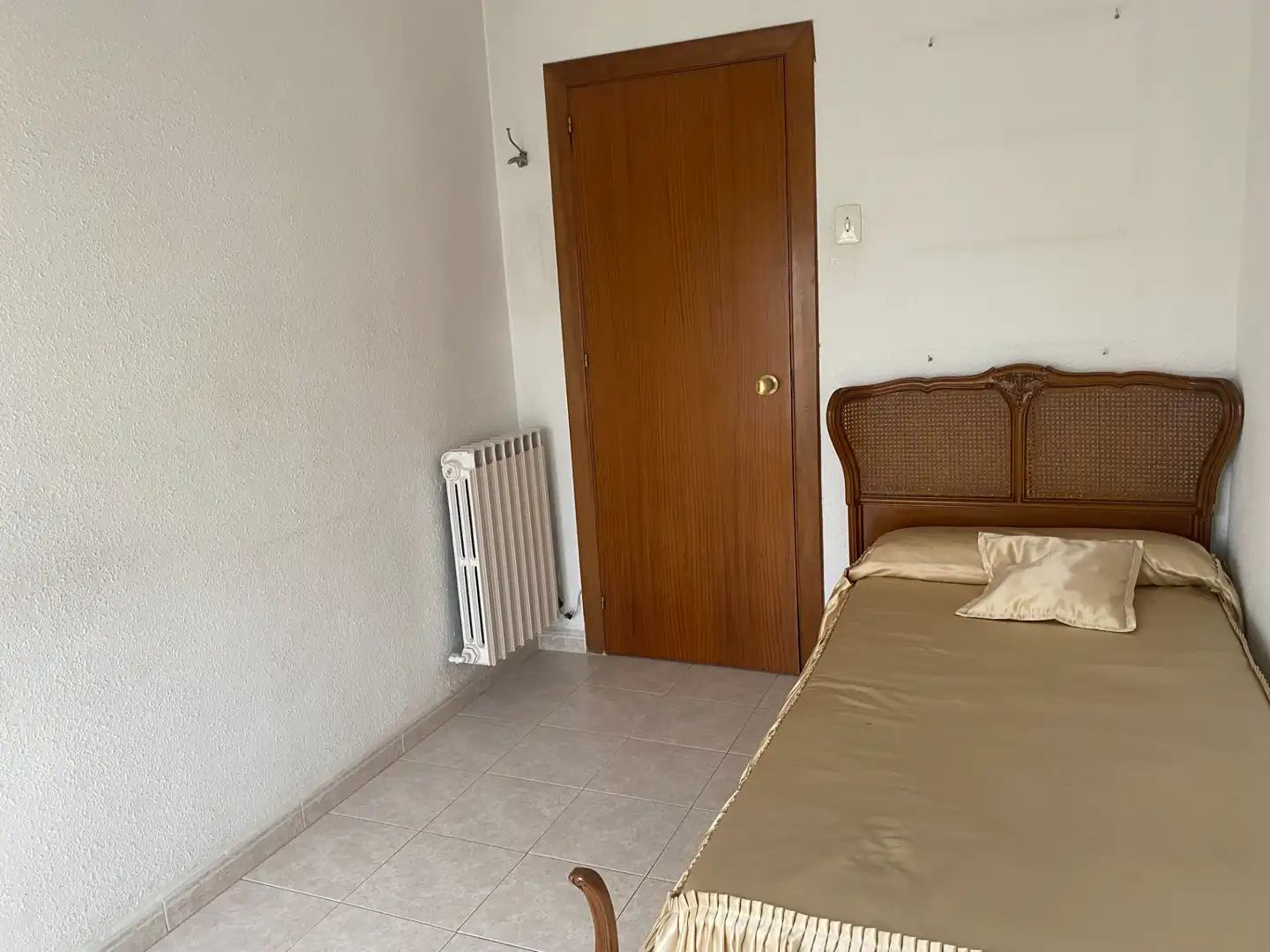 Habitación de Piso en venta en Huesca con Calefacción, Terraza y Trastero