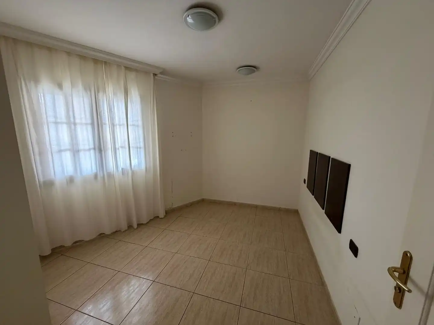 Bedroom of Flat for sale in San Cristóbal de la Laguna  with Washing machine