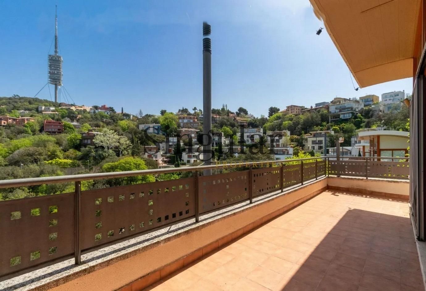 Terraza de Casa o chalet en venta en  Barcelona Capital con Calefacción, Jardín privado y Terraza