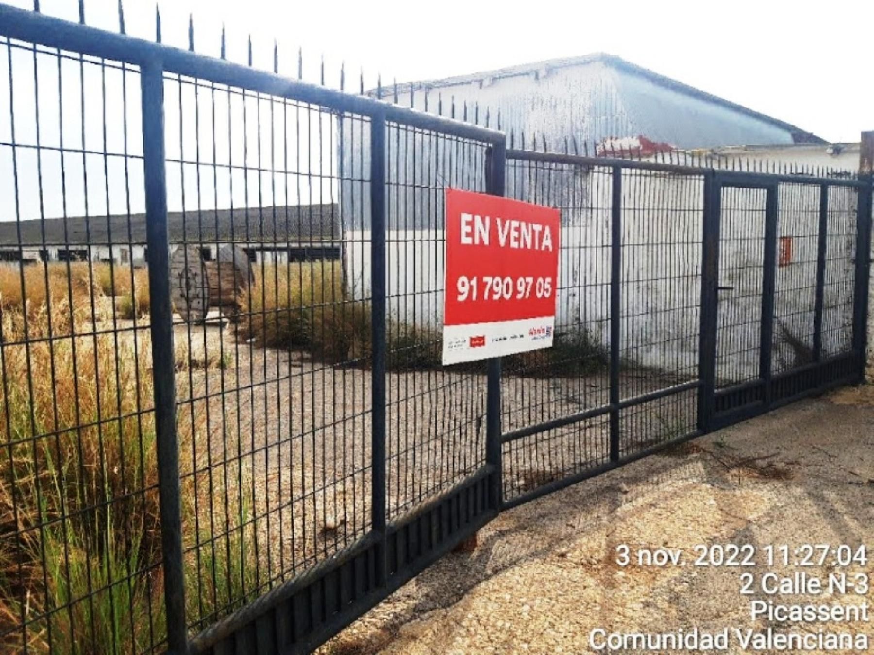 Industrial buildings for sale in Picassent