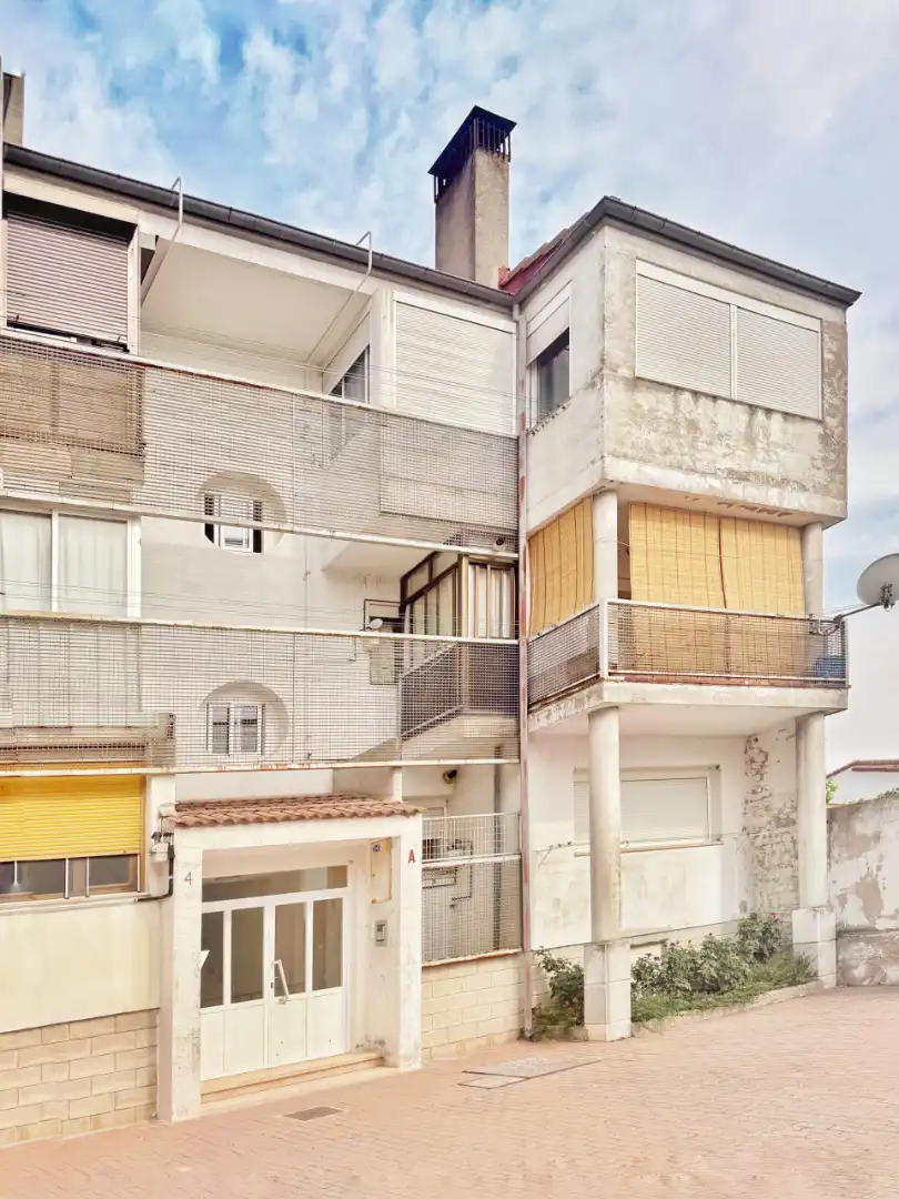 Außenansicht von Wohnung zum Verkauf in Portillo mit Heizung, Terrasse und Abstellraum