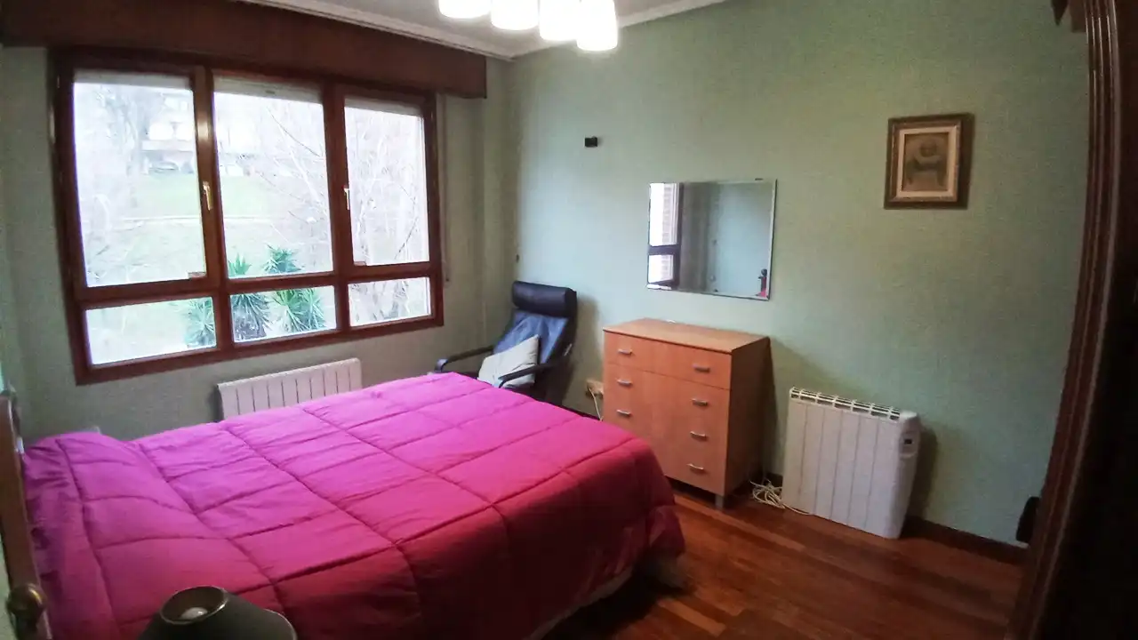 Habitación de Piso en venta en Santurtzi  con Calefacción, Trastero y Amueblado