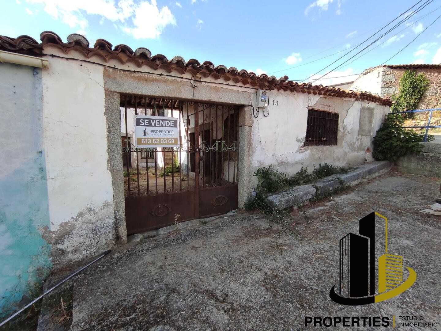 Vista exterior de Casa o xalet en venda en Fuentes de Béjar