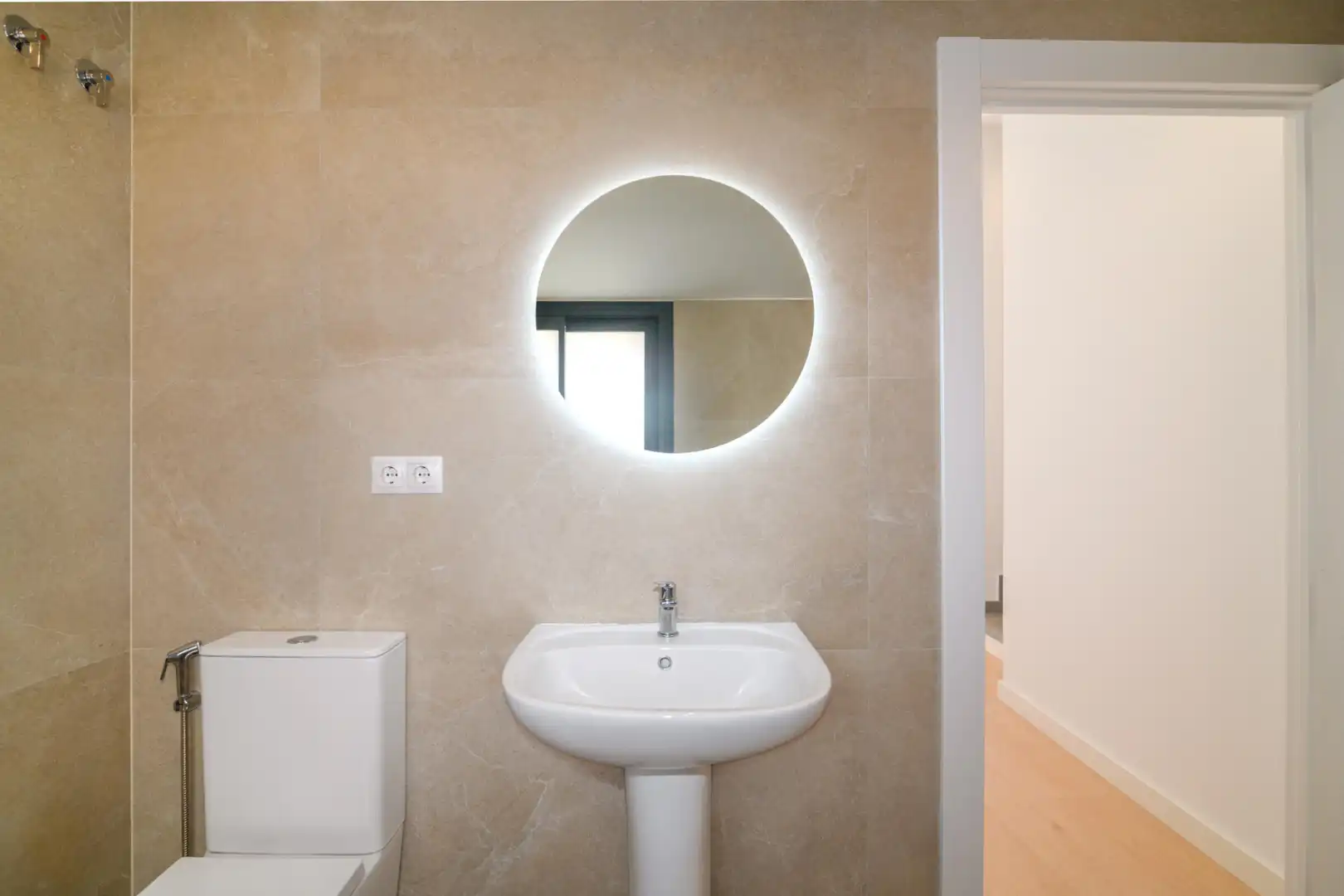 Penthouse with terrace for sale in Carrer Victòria 95, imagen 59