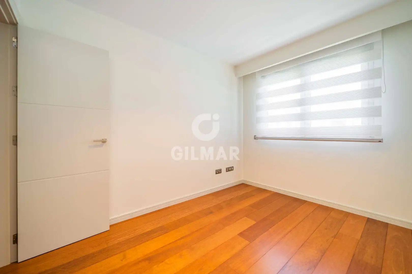 Bedroom of Duplexes for sale in Pozuelo de Alarcón  with Heating, Private garden and Storage room