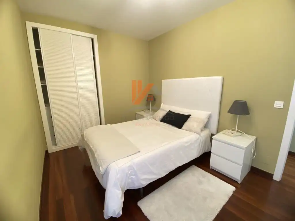 Flat for rent in Rua Feans, Campus Sur - Santa Marta