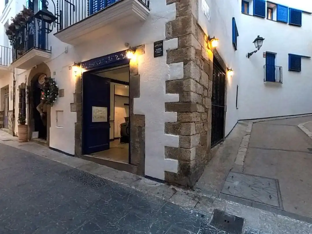 Locale commerciale in affitto a calle mayor 12
