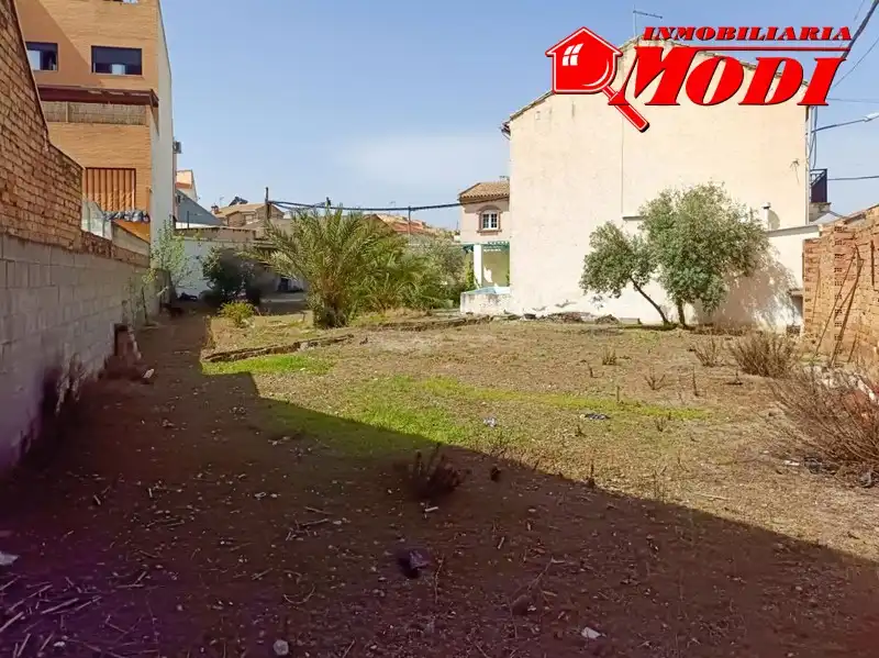 Terreno residenziale in vendita a San Cayetano