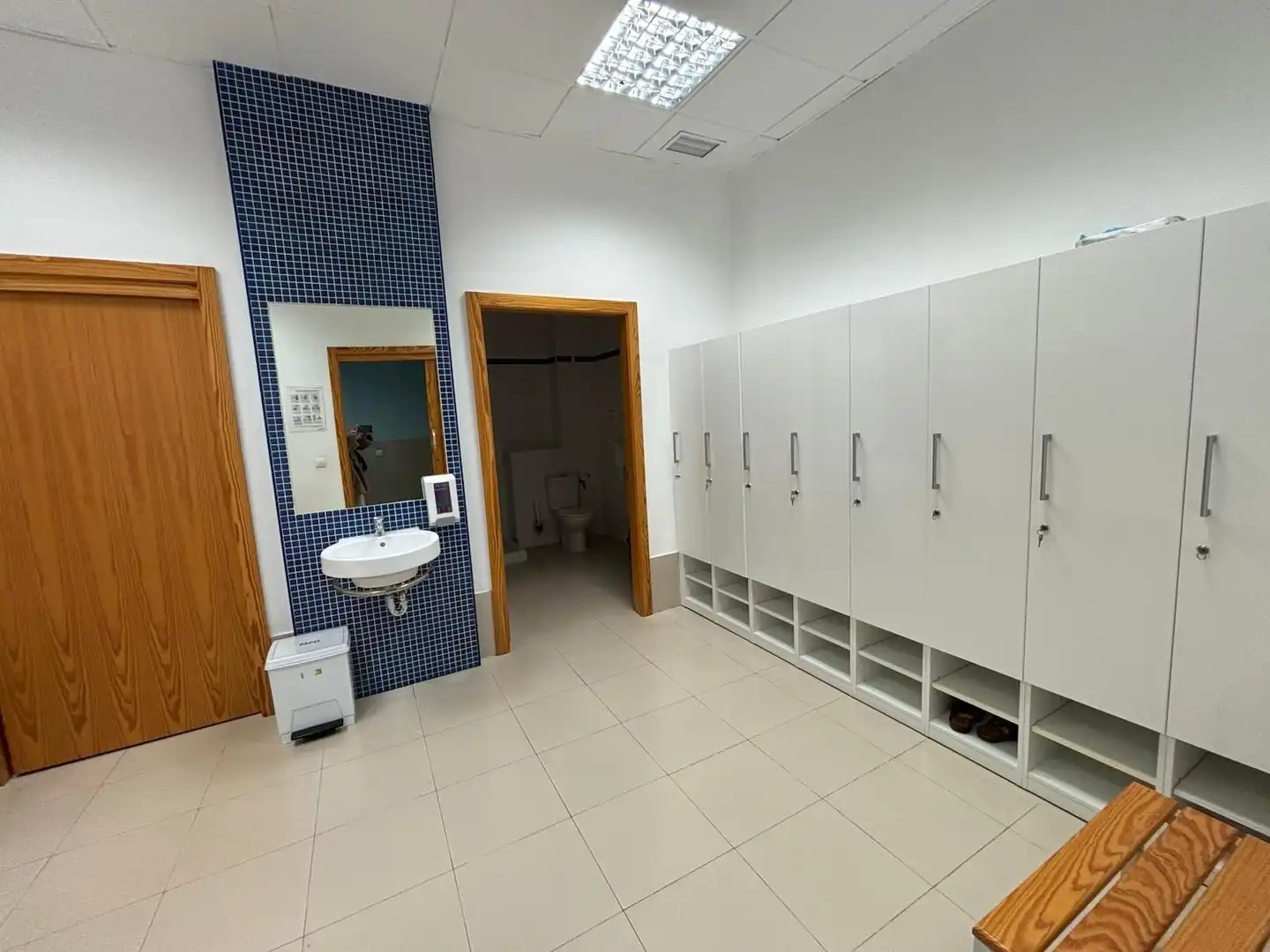 Baño de Nave industrial en venta en Cabra