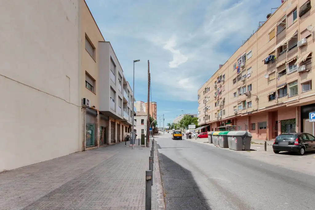 Vista exterior de Piso en venta en Badalona