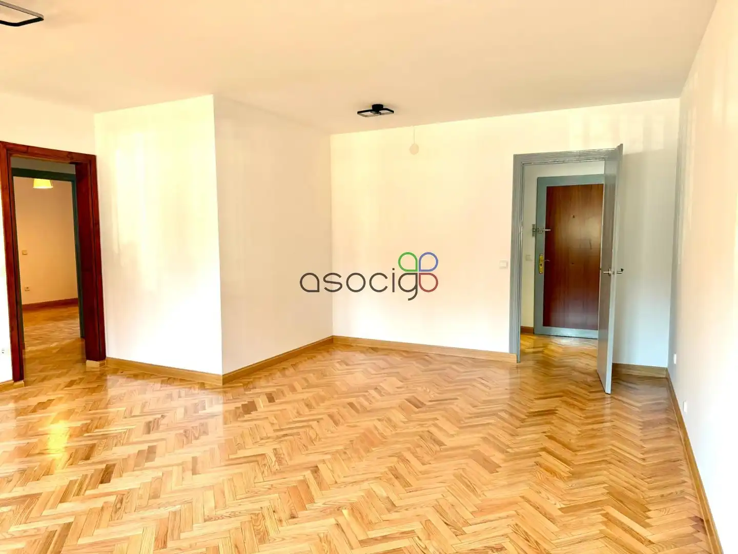 Sala d'estar de Pis en venda en Guadalajara amb Calefacció