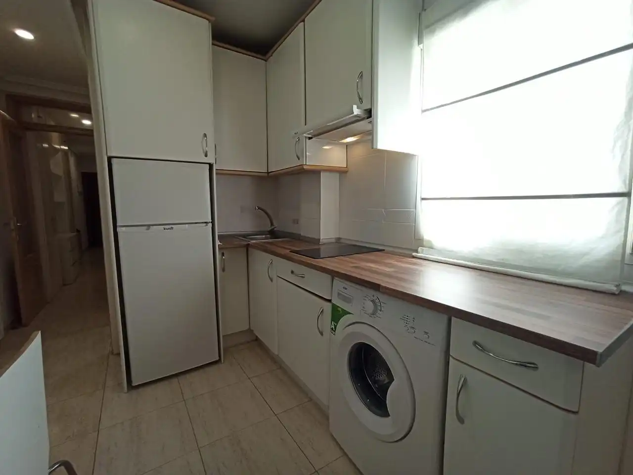 Cocina de Apartamento de alquiler en Madrid con Calefacción, Amueblado y Se aceptan mascotas