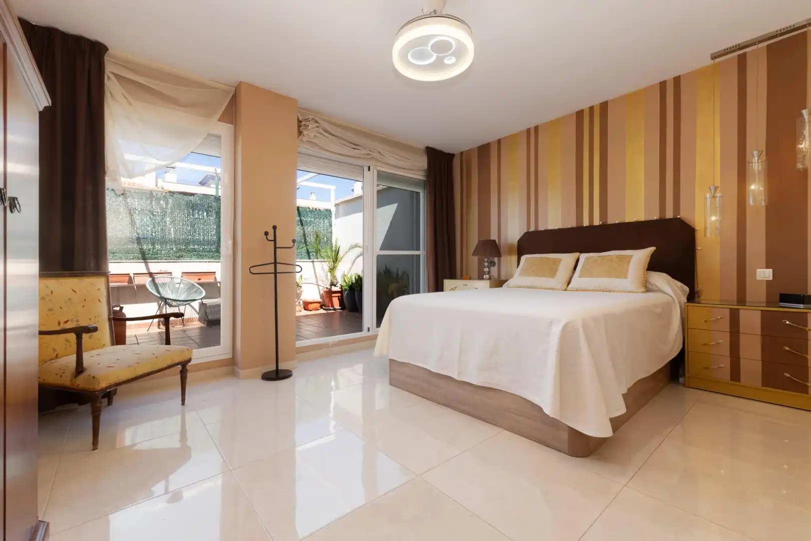 Penthouse with pool for sale in Estepona Pueblo, imagen 25