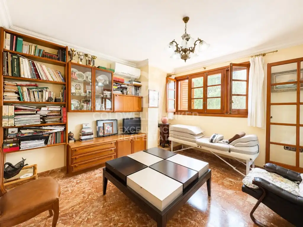 Sala d'estar de Casa o xalet en venda en Torrent amb Aire condicionat, Calefacció i Jardí privat