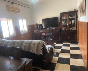 Living room of Flat for sale in San Fernando  with Air Conditioner and Furnished