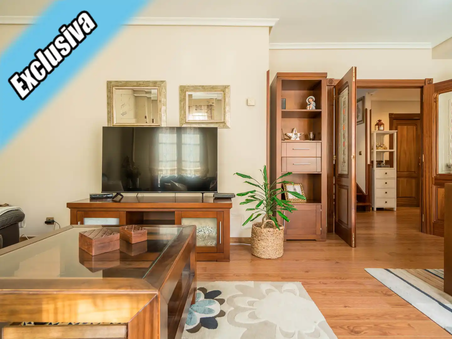 Wohnzimmer von Maisonette zum Verkauf in Laredo mit Heizung, Parkett und Balkon