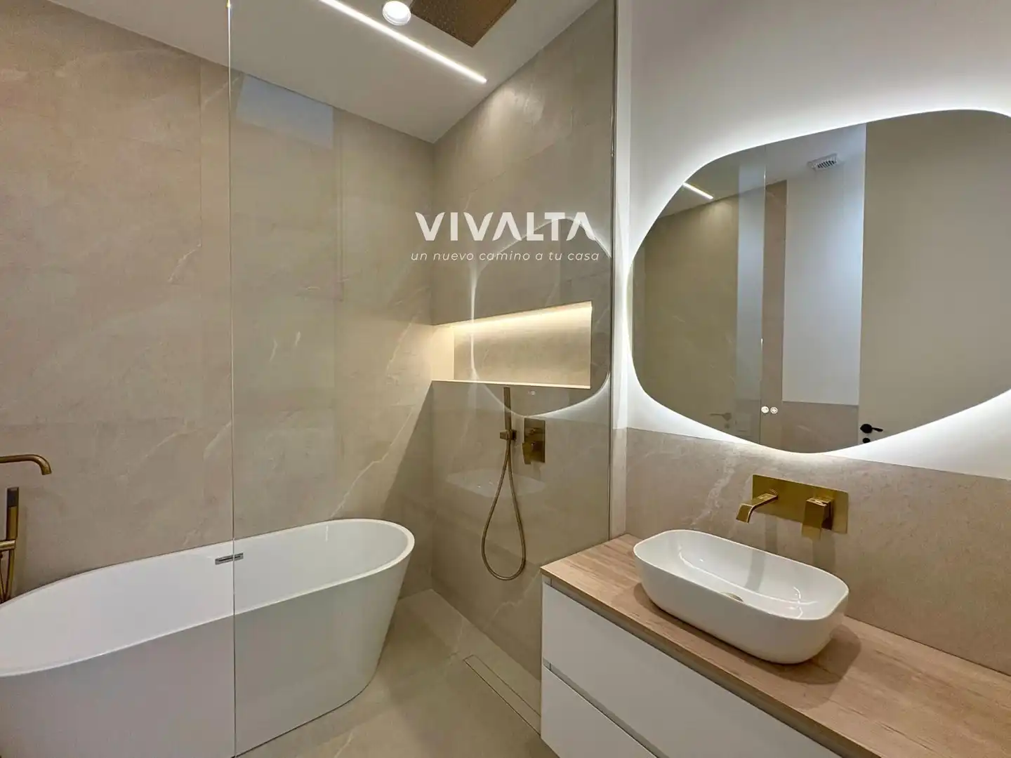 Badezimmer von Maisonette zum Verkauf in Madrid mit Klimaanlage, Heizung und Haustechnik