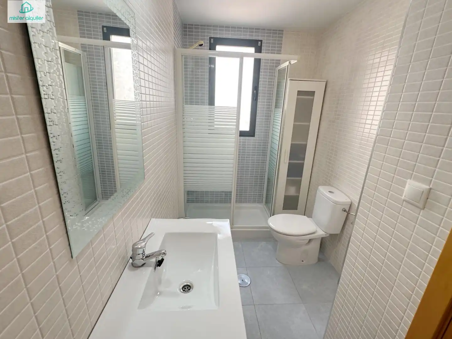 Bathroom of Apartments for rent in El Campello  with Air Conditioner, Heating and Private garden