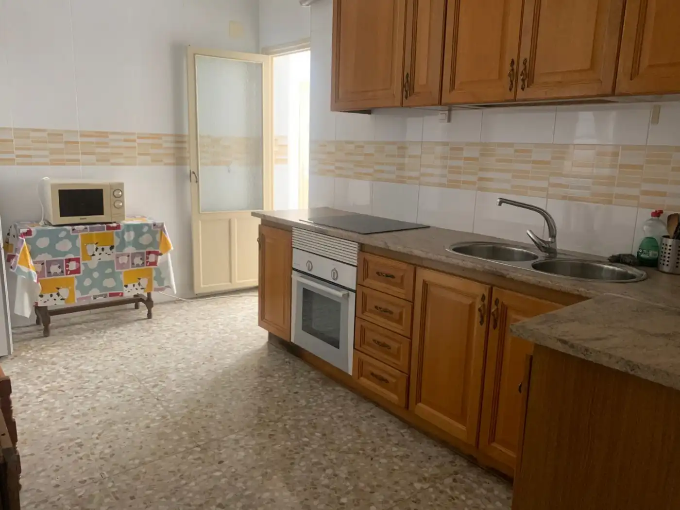 Cocina de Piso de alquiler en Alicante / Alacant con Amueblado y Balcón