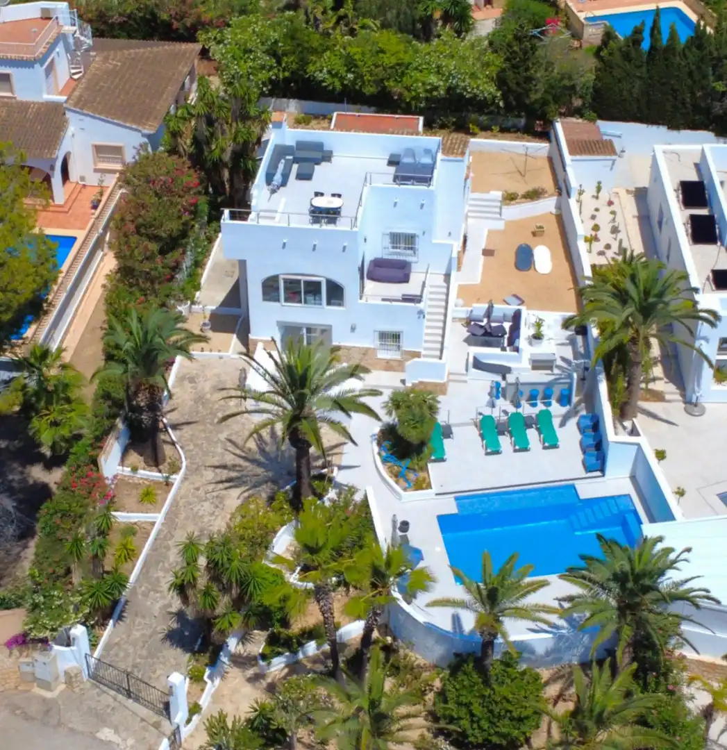 Vista exterior de Casa o xalet en venda en Moraira amb Aire condicionat, Calefacció i Jardí privat