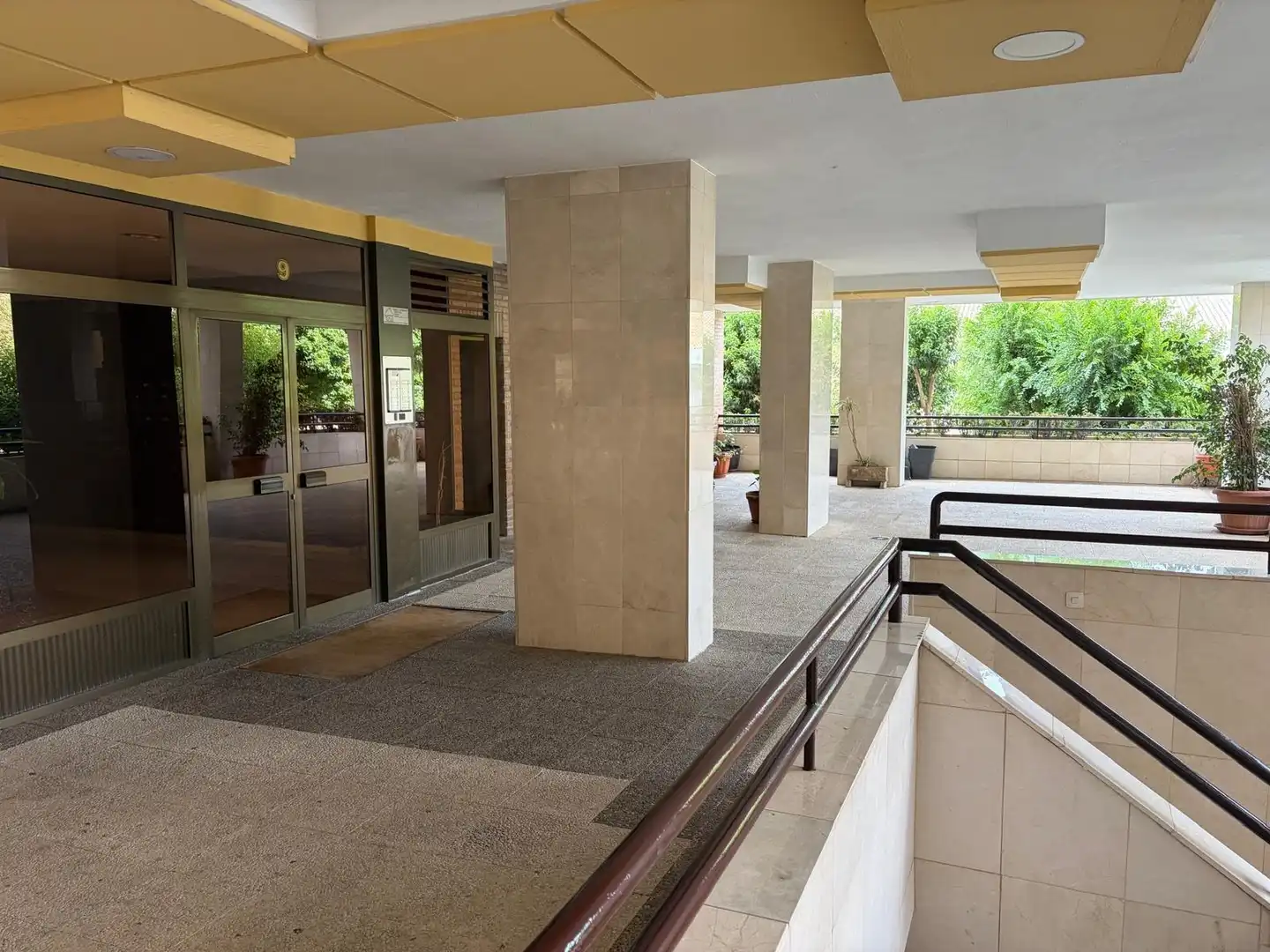 Flat for rent in Sevilla  with Air Conditioner, Terrace and Furnished