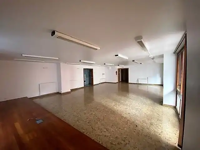 Oficina en alquiler en Algorta, imagen 3