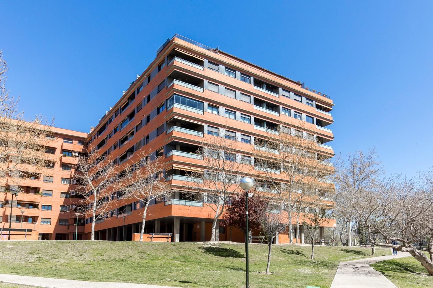 Vista exterior de Pis de lloguer en  Zaragoza Capital amb Aire condicionat, Calefacció i Terrassa