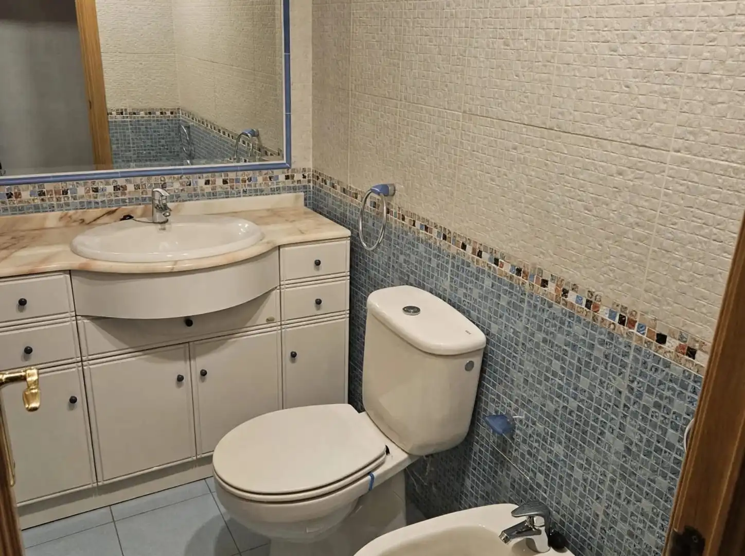 Bathroom of Flat for rent in Chamartín