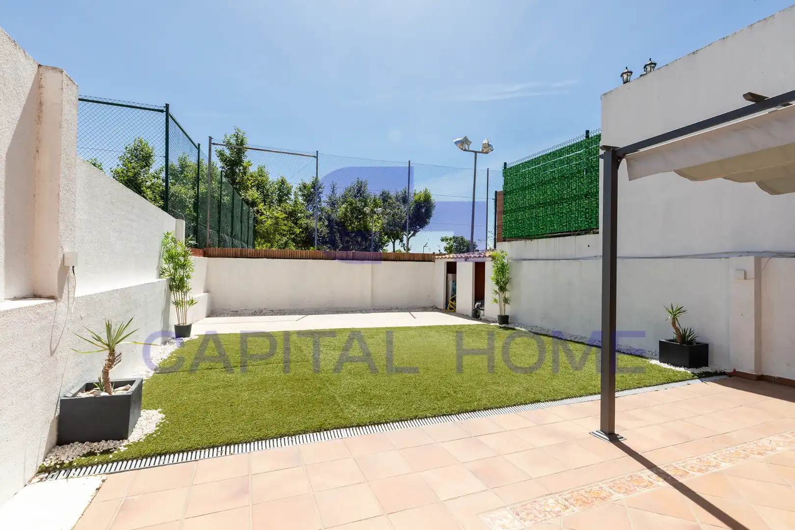 Terraza de Casa adosada en venta en Navalcarnero con Aire acondicionado, Calefacción y Jardín privado