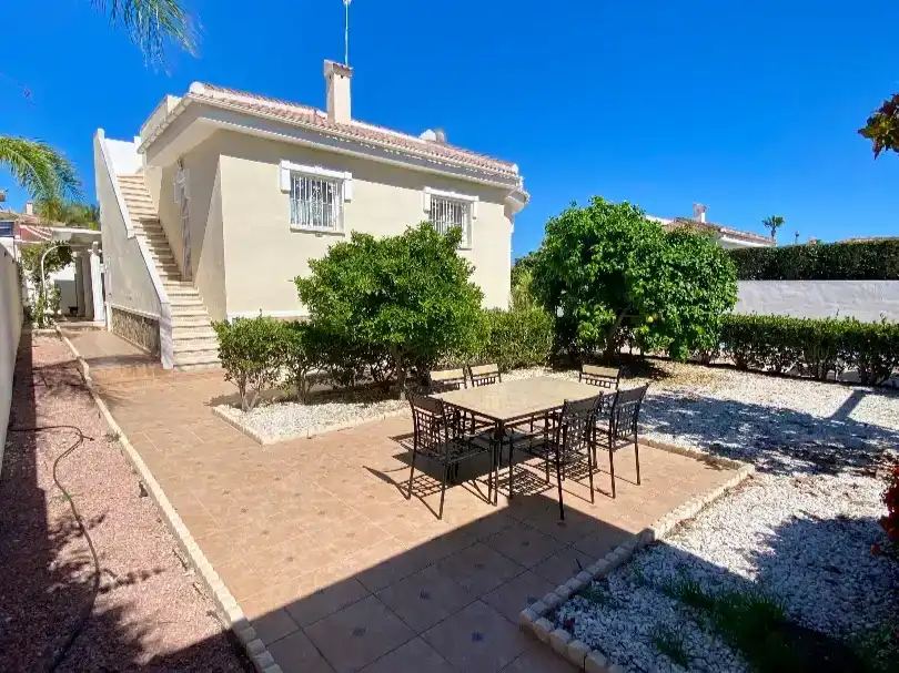 Vista exterior de Casa o chalet en venta en Rojales con Aire acondicionado y Piscina