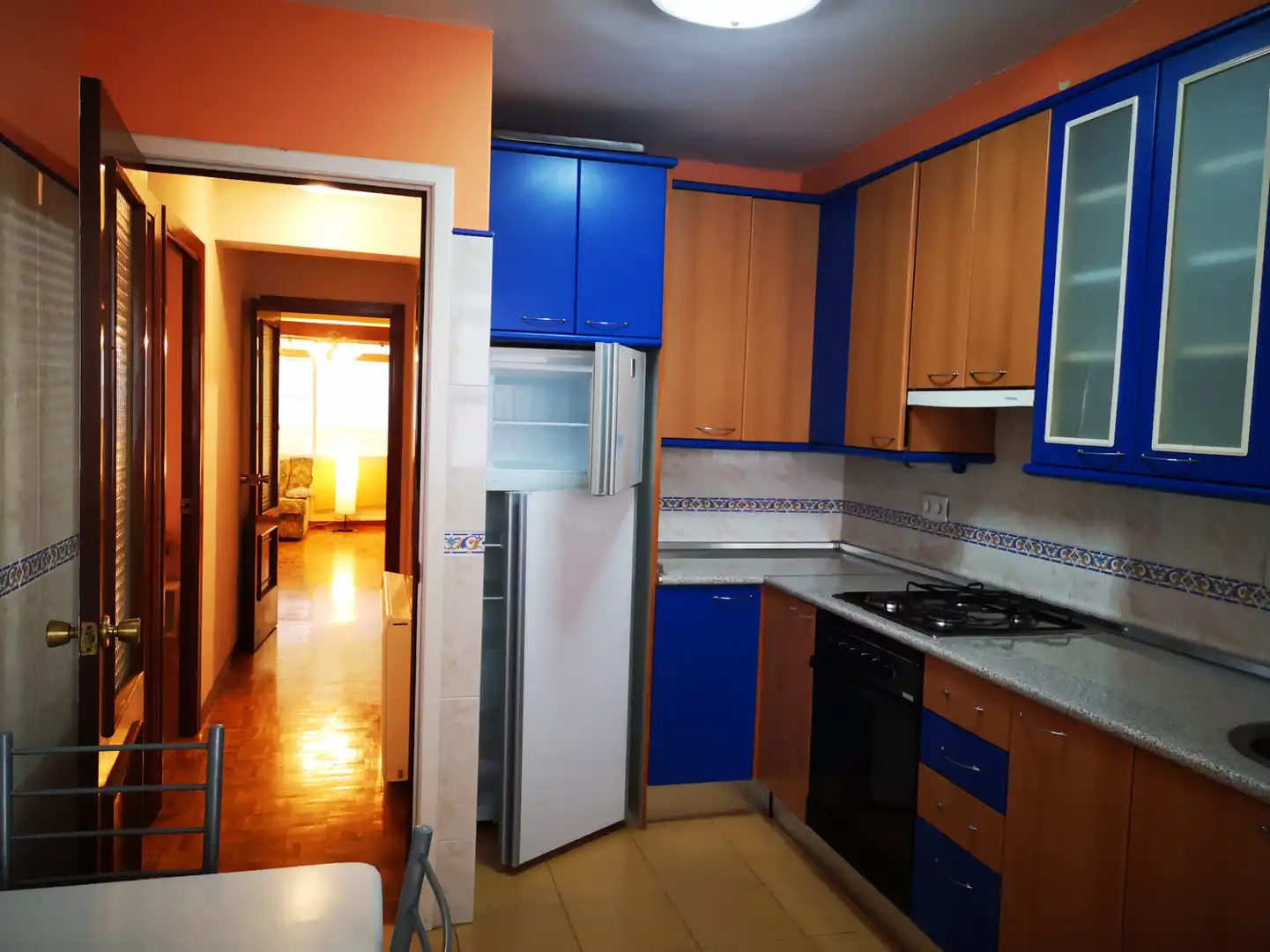 Cuina de Àtic de lloguer en A Coruña Capital  amb Parquet, Terrassa i Moblat