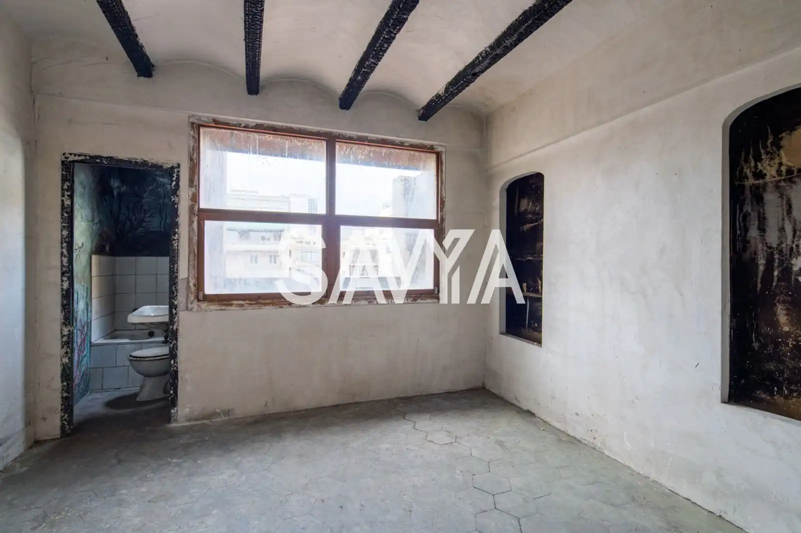 Ático en venta en Barcelona con Calefacción, Terraza y Trastero