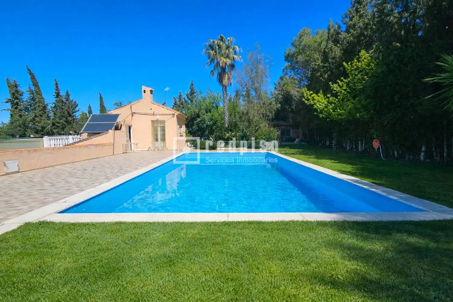 Schwimmbecken von Haus oder Chalet zum Verkauf in Ronda mit Klimaanlage, Heizung und Privatgarten