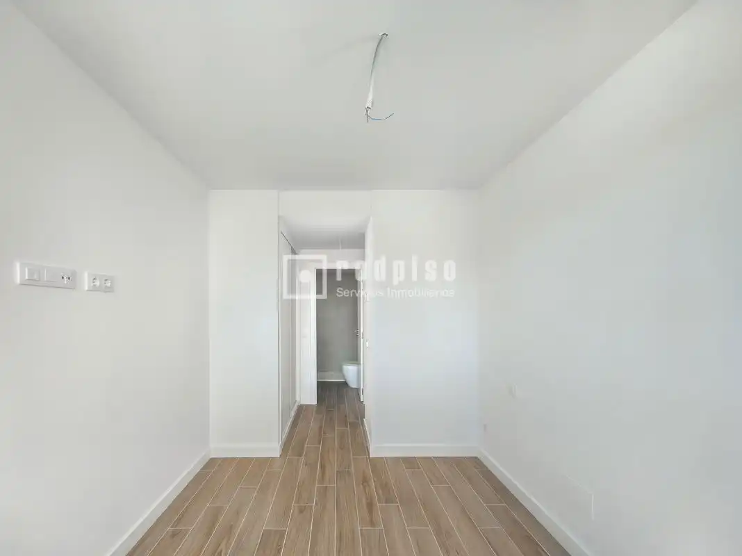 Habitación de Piso en venta en Madrid con Aire acondicionado, Calefacción y Jardín privado