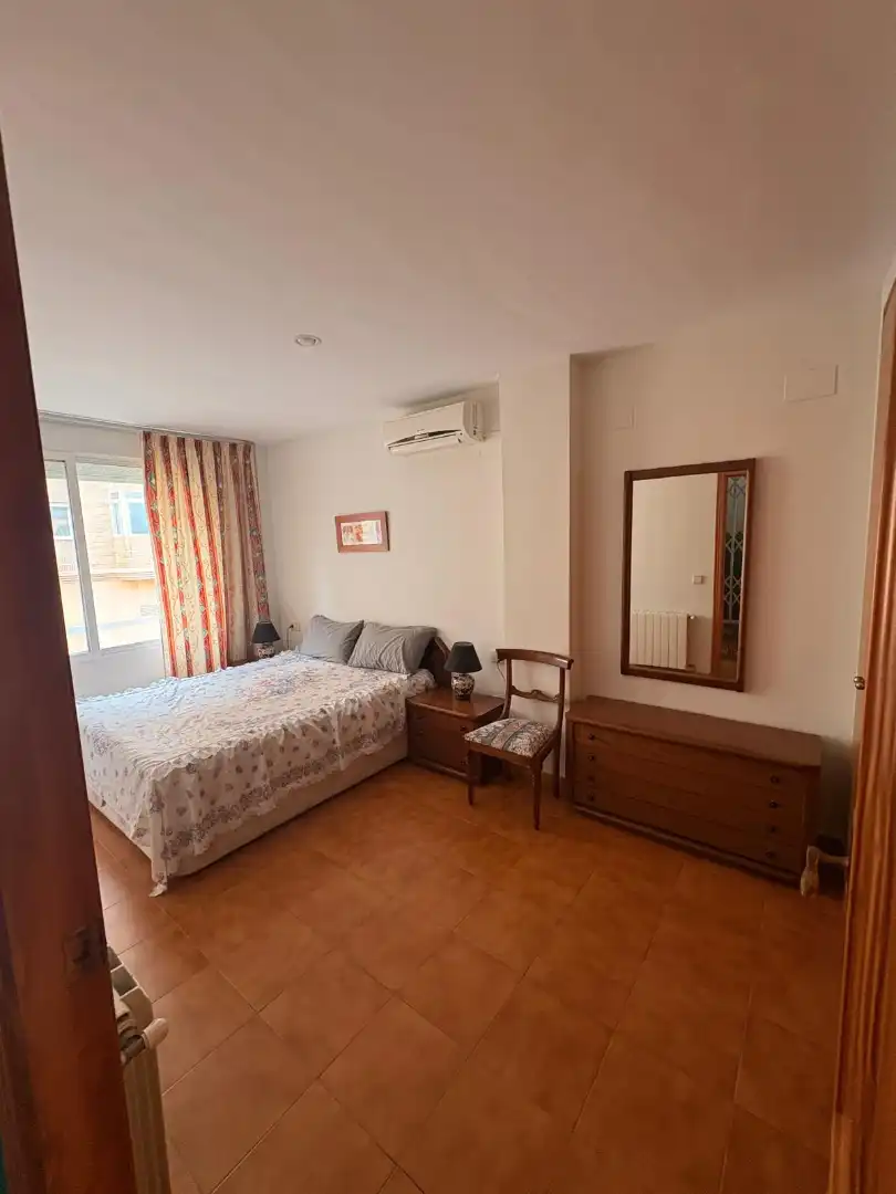 Habitación de Casa o chalet de alquiler en Sagunto / Sagunt con Aire acondicionado, Calefacción y Jardín privado