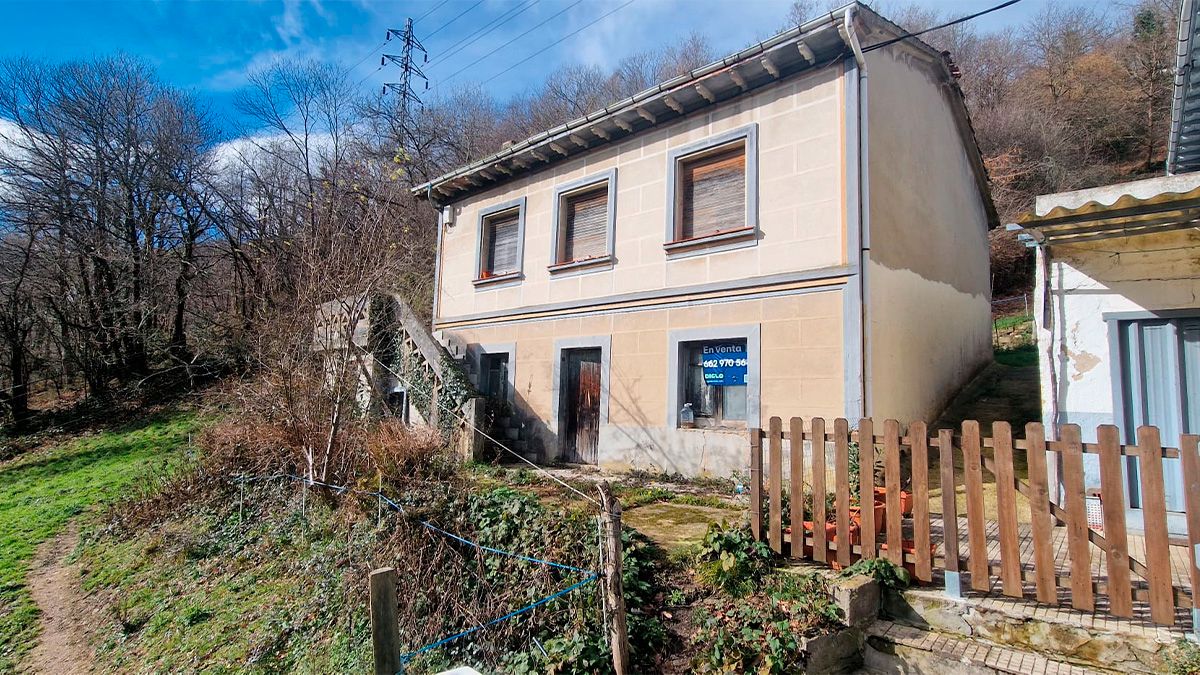 Vista exterior de Piso en venta en San Martín del Rey Aurelio