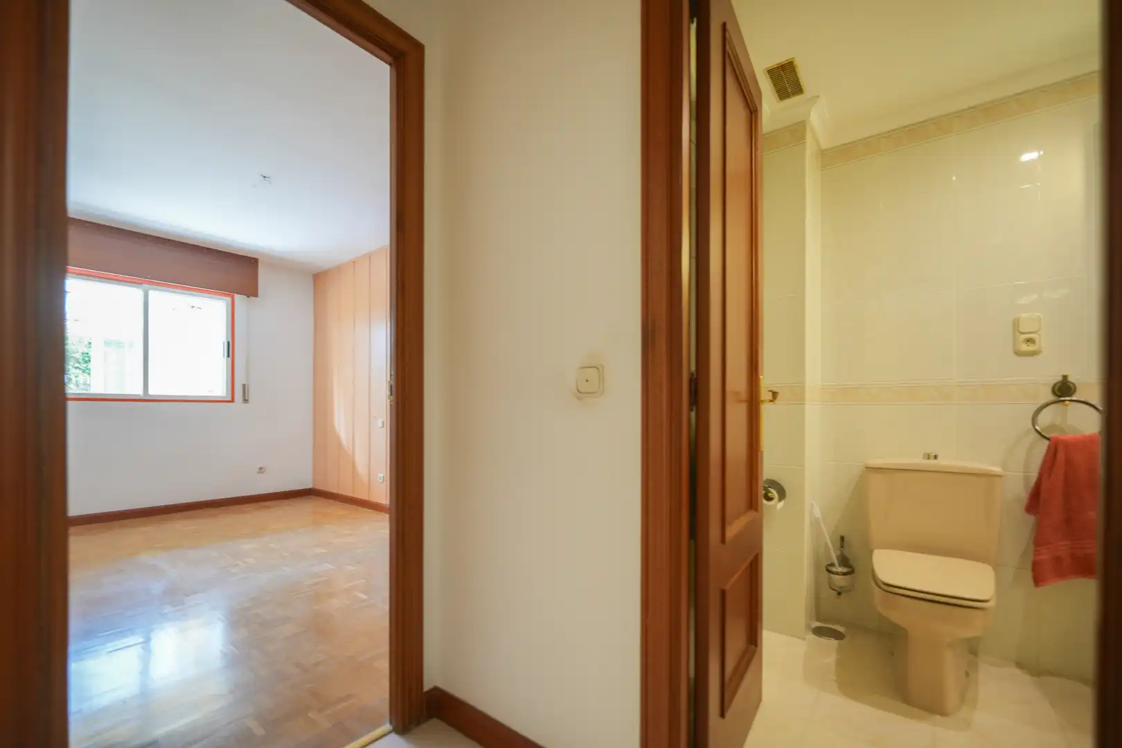 Adosado con piscina en venta en Calle Mariano de los Cobos 76, imagen 19