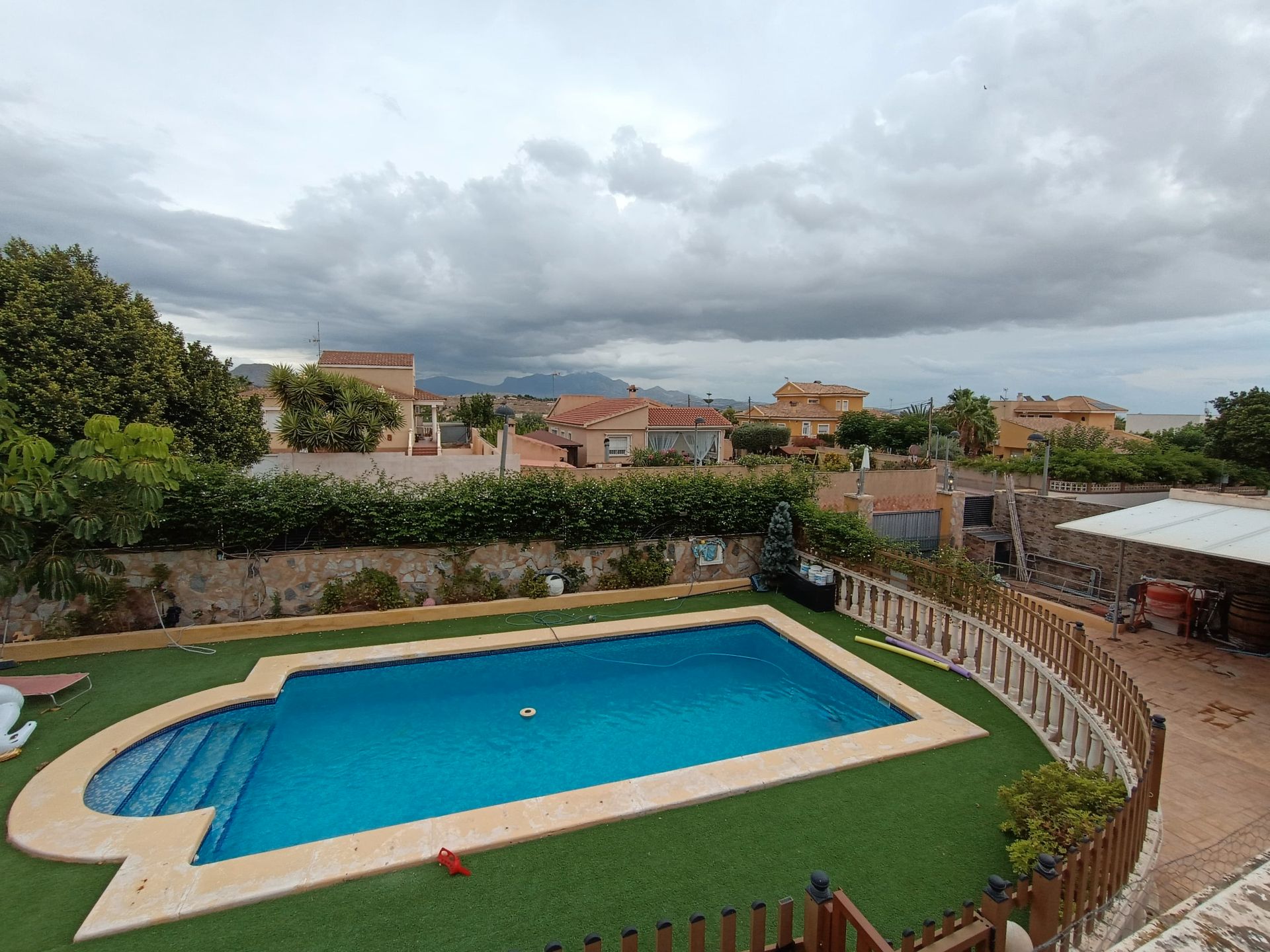 Piscina de Casa o chalet en venta en San Vicente del Raspeig / Sant Vicent del Raspeig con Aire acondicionado, Jardín privado y Parquet