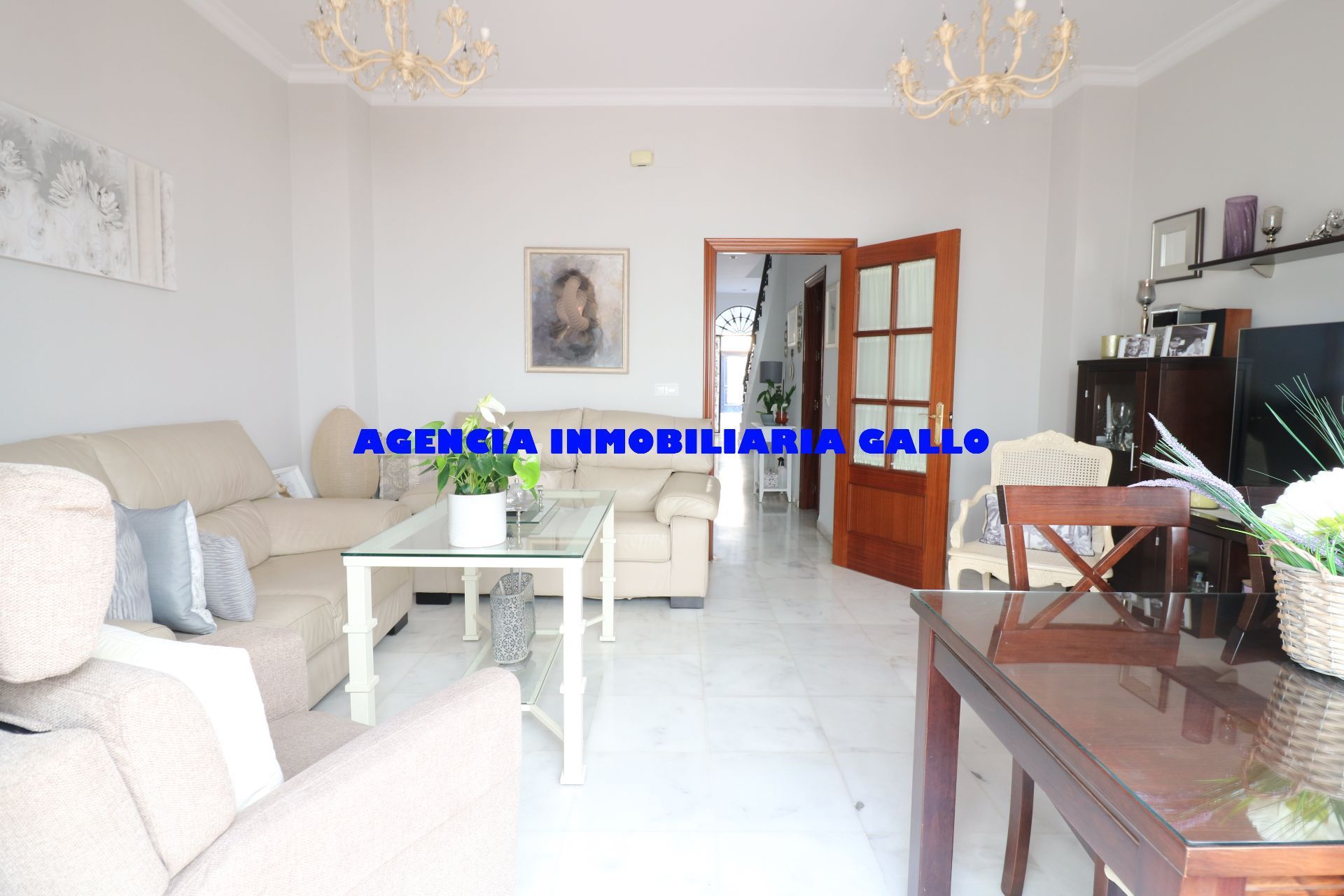 House or chalet for sale in  Sevilla Capital  with Air Conditioner and Storage room
