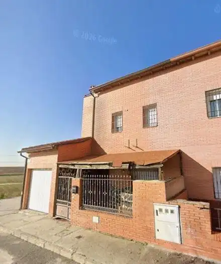 Chalet con jardín en venta en Chozas de Canales, imagen 2