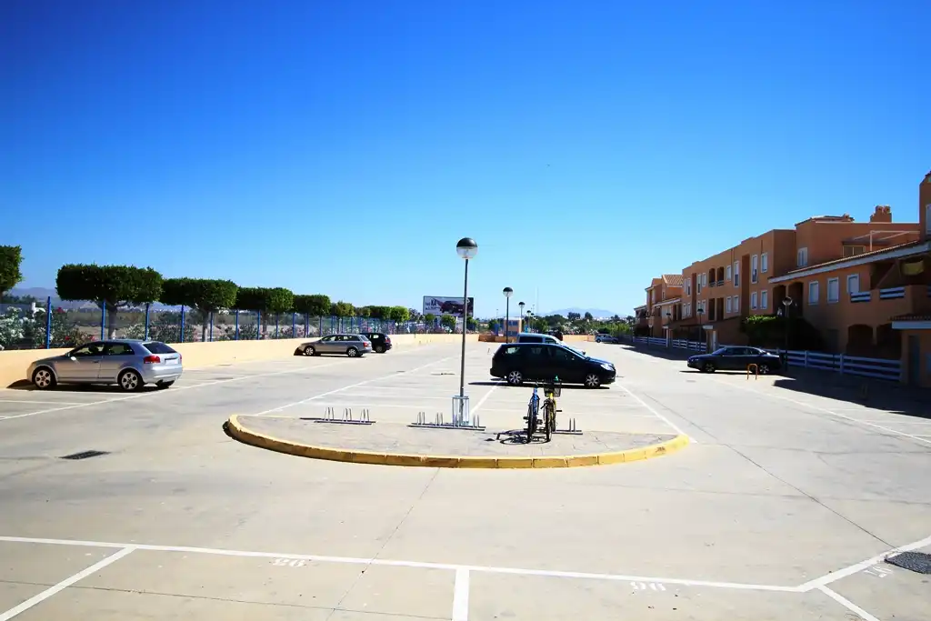 Apartment mit Pool zum Verkauf in Avenida Juan Sebastián Elcano 1, imagen 16