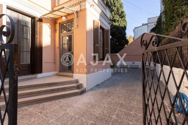 Oficina en Alquiler en Carrer Alt de Gironella, 30 en Les Tres Torres