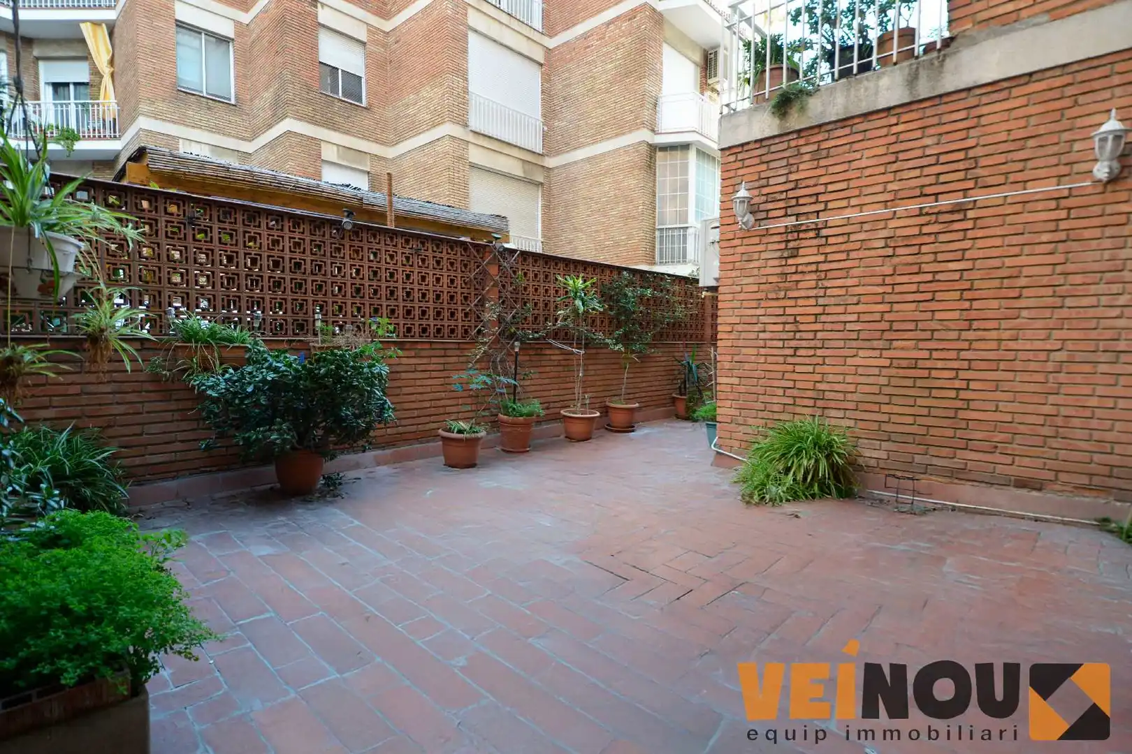 Gewerbefläche zum Verkauf in Carrer Creu Coberta, imagen 13