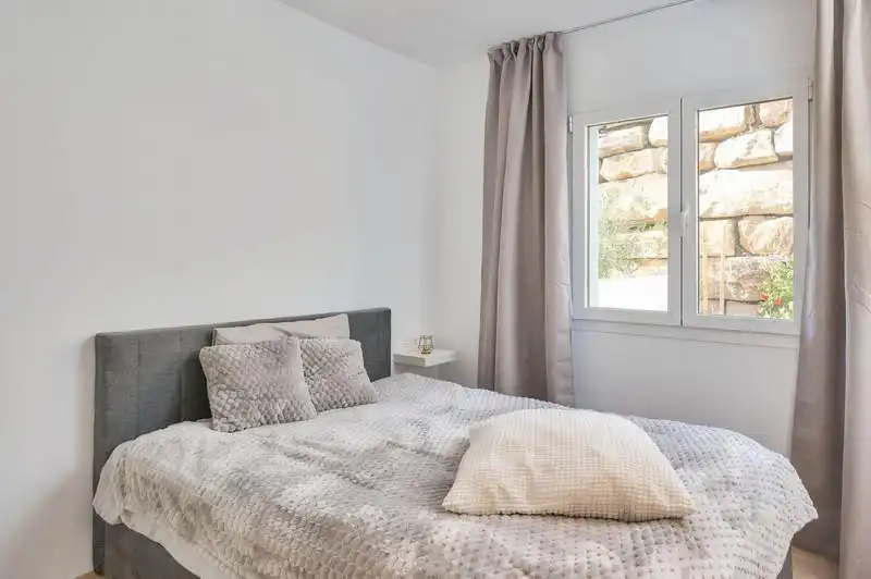 Bedroom of Ground floor for rent in Benahavís  with Air Conditioner, Private garden and Terrace