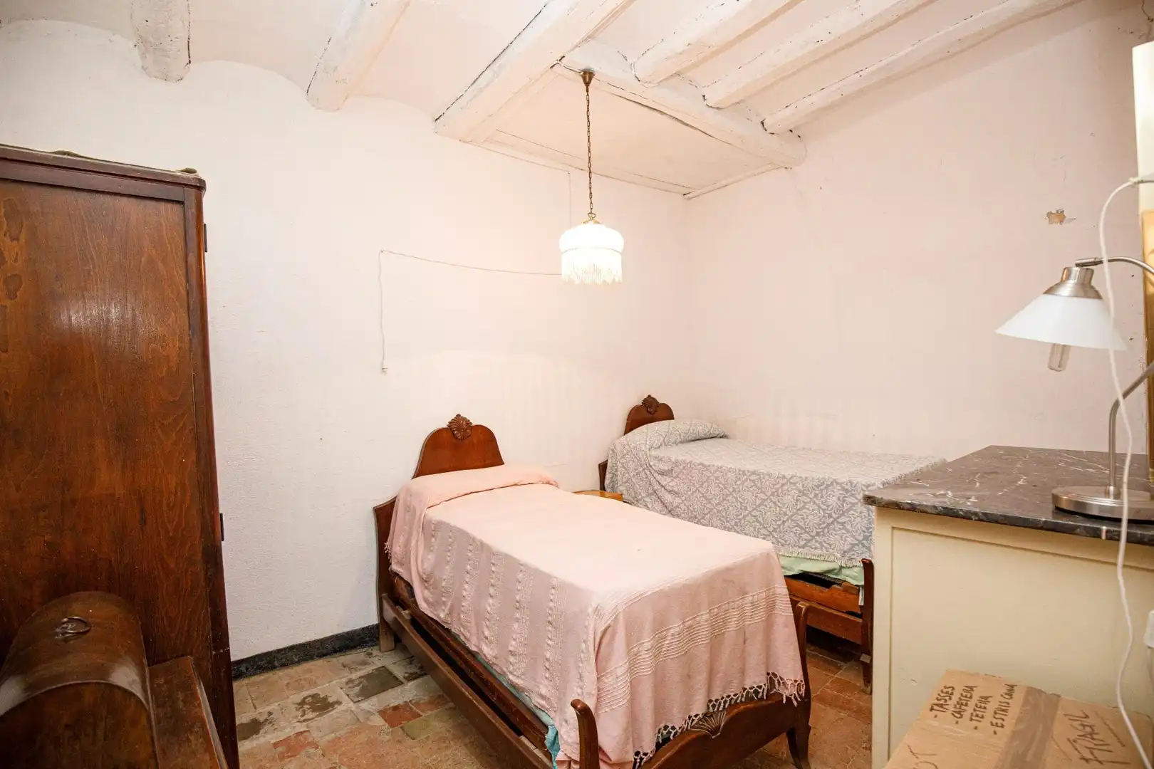 Dormitori de Casa adosada en venda en Palau de Santa Eulàlia amb Jardí privat, Terrassa i Traster