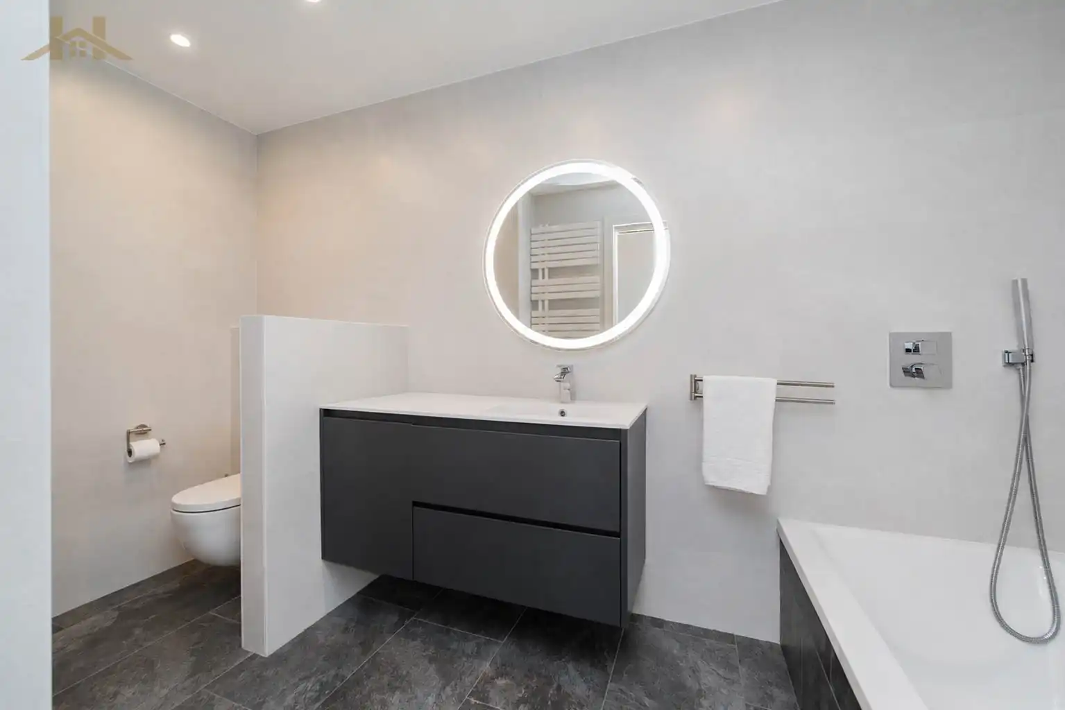 Baño de Piso en venta en Pozuelo de Alarcón con Aire acondicionado, Calefacción y Terraza