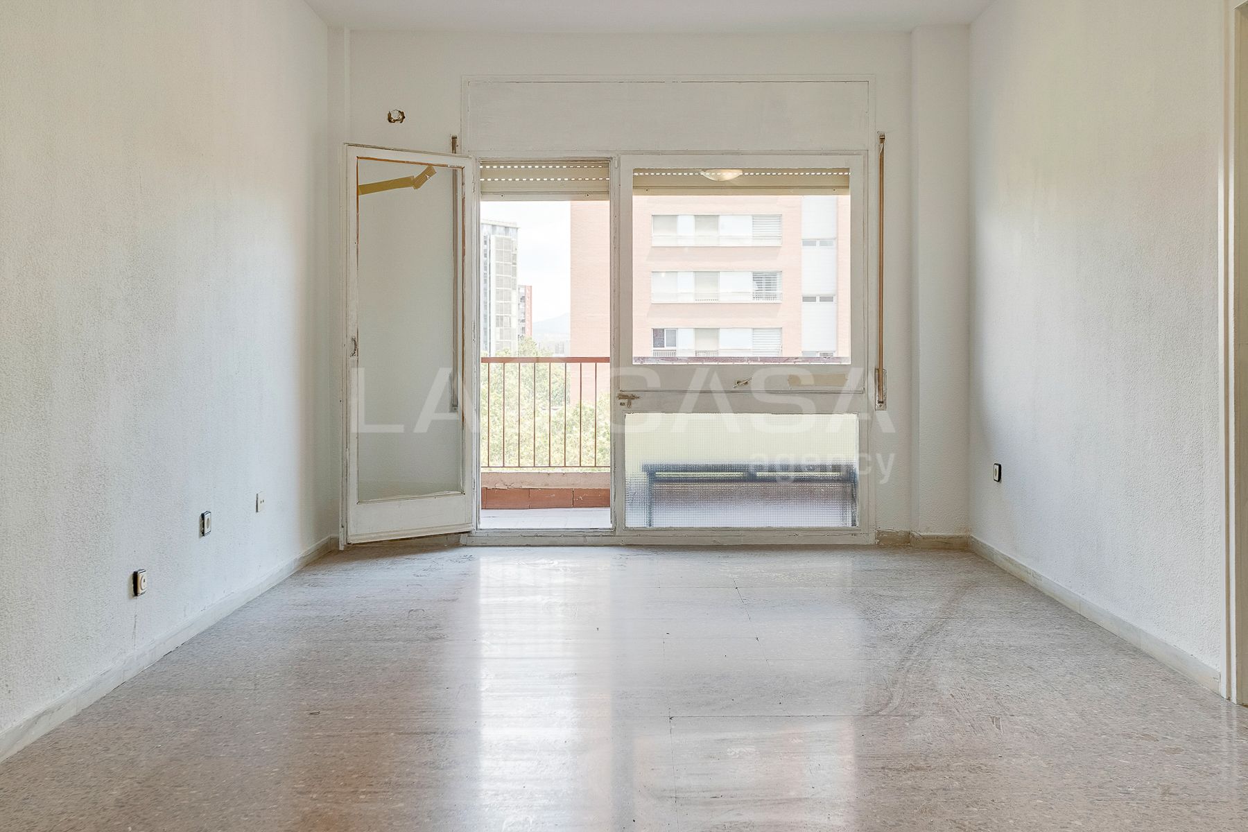 Bedroom of Flat for sale in  Barcelona Capital  with Balcony