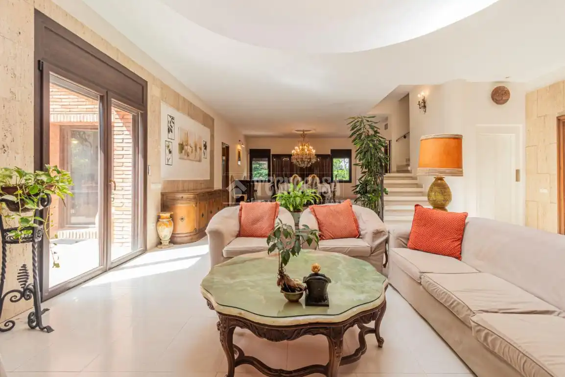 Sala de estar de Casa o chalet en venta en Sant Cugat del Vallès con Aire acondicionado y Terraza